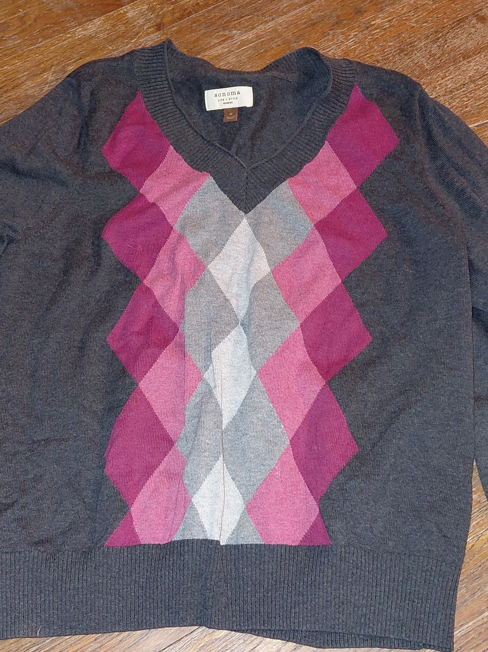 Sonoma Men's Charcoal V-Neck Sweater with Pink Argyle